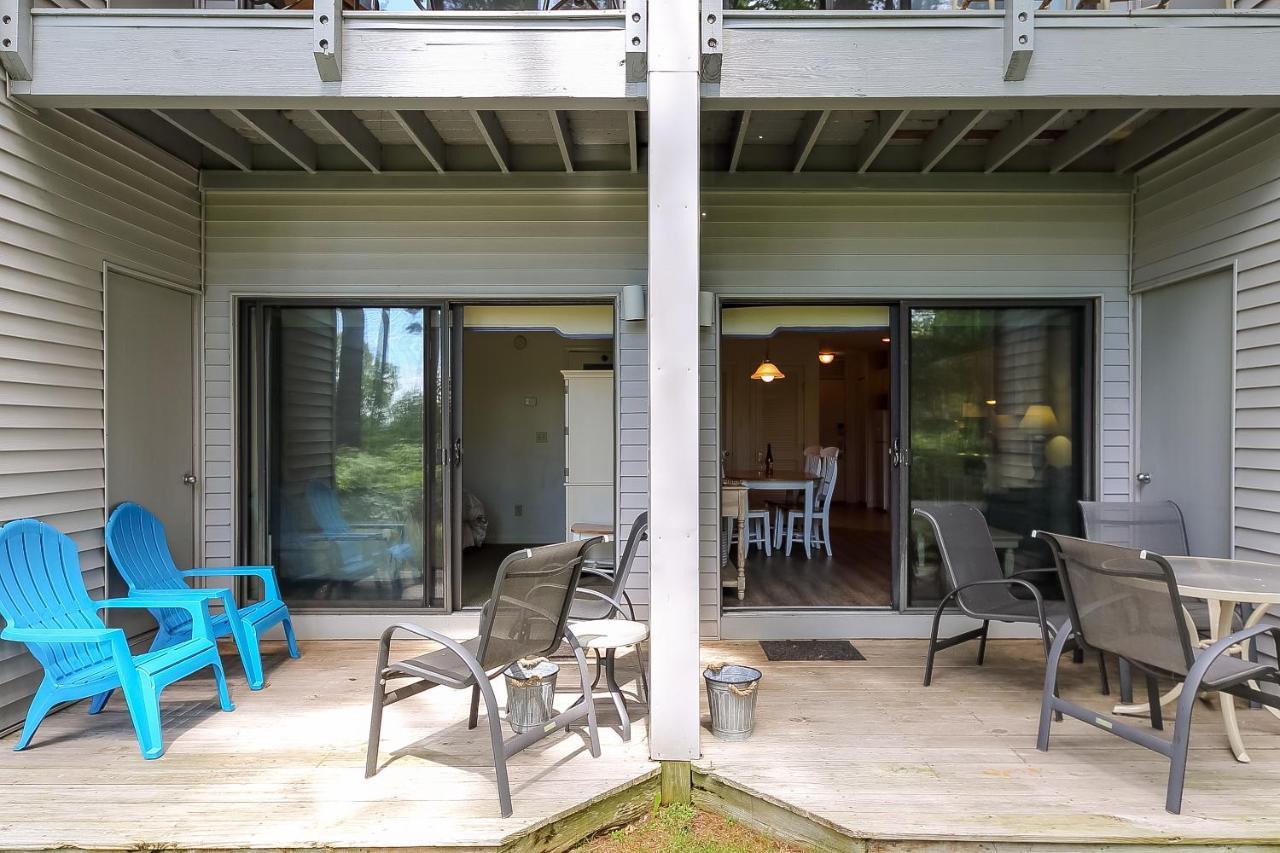 Beautiful 2 Bedroom Lakeside Condo At The Shores Traverse City Exterior foto
